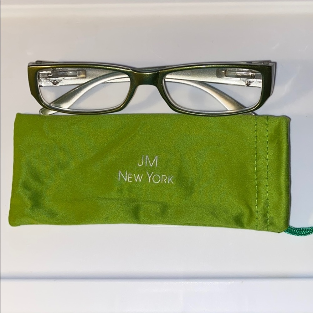 Joy Mangano readers +1.00 magnification